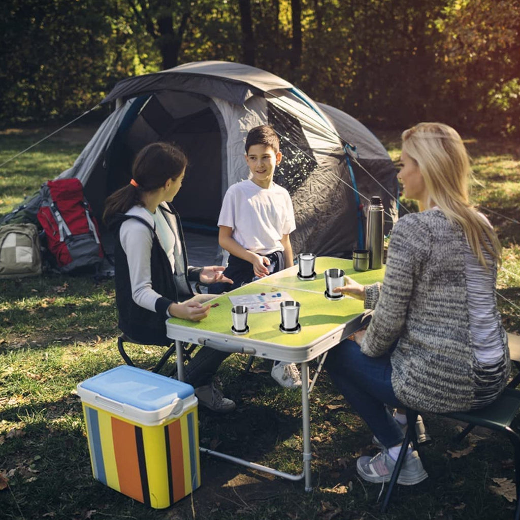 Lightweight stainless steel camping cup, hikers' choice.
