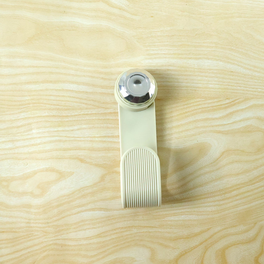 Pot lid storage clip for organized kitchen