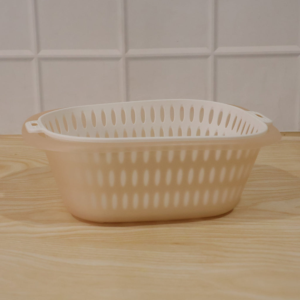 Daily use of drain basket and strainer