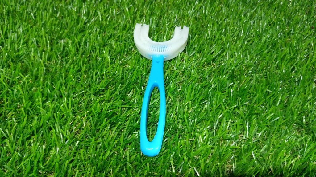 Pack of U-shaped silicone toothbrushes for toddlers and young kids.
