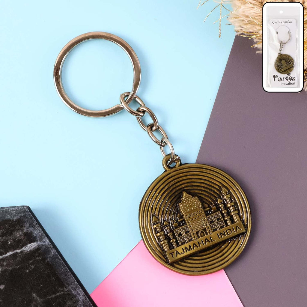 Taj Mahal souvenir keychain in antique brass metal finish